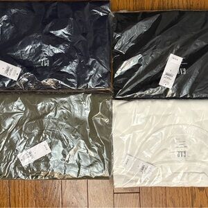 4 GAP Classic White T-Shirts